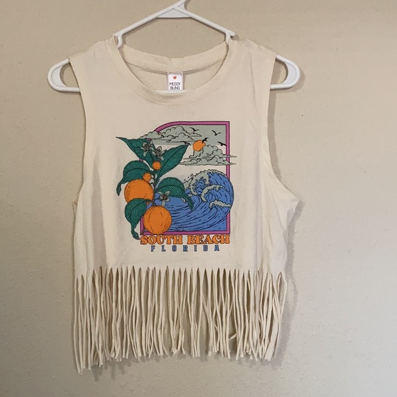 South Beach 🏖 Fringe Sleeveless Top - Picture 2 of 6